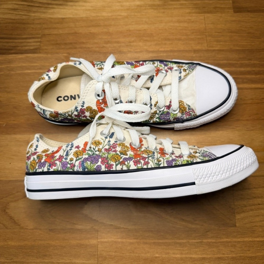 Converse Women's Floral Low Top Sneakers - White/Multi